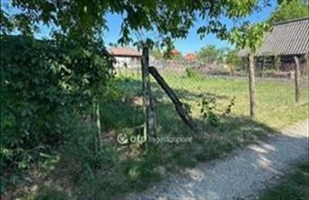 Eladó Székesfehérvári külterületi telek hirdetés (73869775)