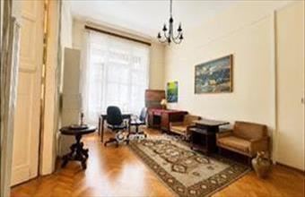 Eladó Budapest VI. kerületi tégla lakás hirdetés (93993554)