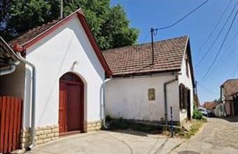 Eladó Szekszárdi egyéb ház hirdetés (75323243)