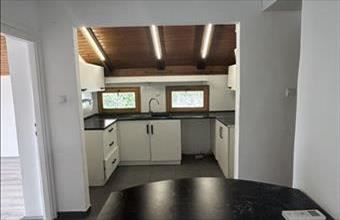 Kiadó Pécsi tégla lakás hirdetés (93331931)