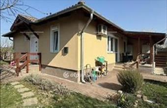 Eladó Halászteleki ikerház hirdetés (87453376)