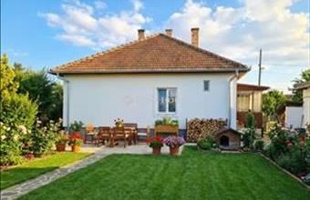 Eladó Budapest XXI. kerületi családi ház hirdetés (65713374)