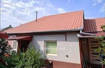 Eladó Nagykállói családi ház hirdetés (91334745)