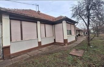 Eladó Jászberényi családi ház hirdetés (64443982)
