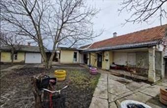 Eladó Jászberényi családi ház hirdetés (88288646)