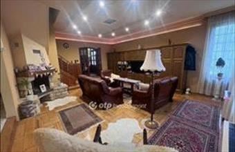Eladó Szegedi családi ház hirdetés (18132745)