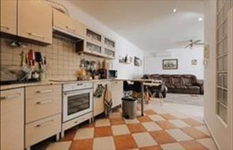 Eladó Szombathelyi egyéb lakás hirdetés (54435643)