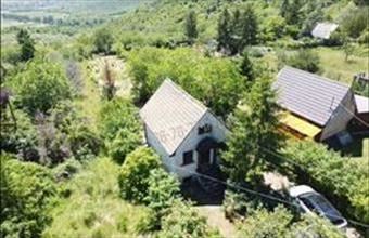 Eladó Egri hétvégi ház hirdetés (31722548)