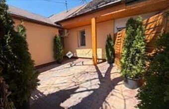Eladó Budapest XV. kerületi tégla lakás hirdetés (97762968)