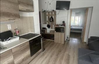 Kiadó Oroszlányi tégla lakás hirdetés (77479393)