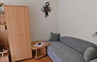 Kiadó Balatongyöröki tégla lakás hirdetés (49442582)