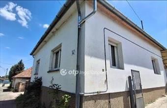 Eladó Ráckevei családi ház hirdetés (23717192)
