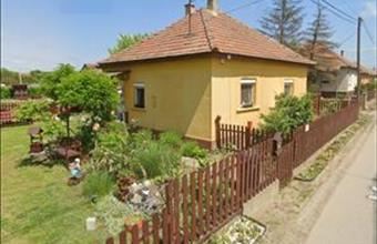 Eladó Újszilvási családi ház hirdetés (23734568)
