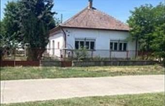 Eladó Nagybánhegyesi családi ház hirdetés (67629886)