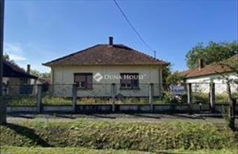 Eladó Békéscsabai családi ház hirdetés (47474731)
