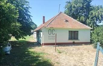 Eladó Magyarkeresztúri családi ház hirdetés (94353543)