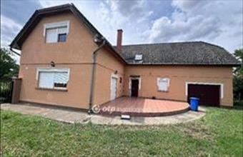 Eladó Hevesi családi ház hirdetés (35927234)