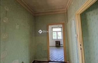Eladó Budapest XII. kerületi családi ház hirdetés (92374258)