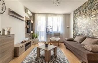Eladó Budapest VII. kerületi tégla lakás hirdetés (77732492)