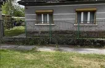 Eladó Fehértói családi ház hirdetés (64974924)