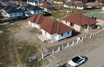 Eladó Jászberényi családi ház hirdetés (81448637)