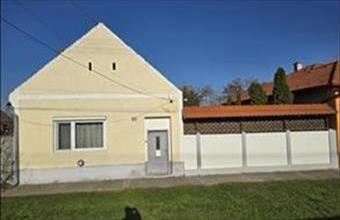 Eladó Hegyeshalomi családi ház hirdetés (35426972)
