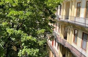 Eladó Budapest VI. kerületi tégla lakás hirdetés (89626674)