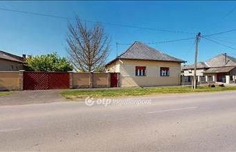 Eladó Fehérgyarmati családi ház hirdetés (45487363)