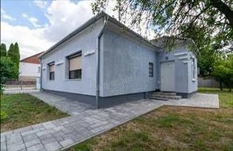 Eladó Mosonmagyaróvári családi ház hirdetés (72948544)
