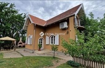 Eladó Vecsési családi ház hirdetés (26282689)