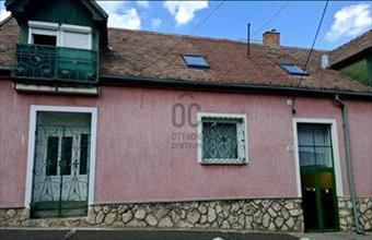 Eladó Pécsi tégla lakás hirdetés (94892581)