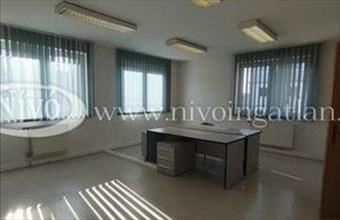 Kiadó Veszprémi egyéb üzlethelyiség hirdetés (31495793)