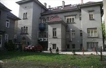 Kiadó Budapest XVI. kerületi üzlethelyiség udvarban hirdetés (67457359)