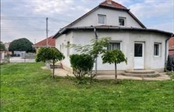 Eladó Tiszaföldvári családi ház hirdetés (85234413)