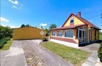Eladó Mohácsi hétvégi ház hirdetés (37333912)