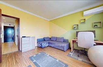 Eladó Nyíregyházai panel lakás hirdetés (96439223)