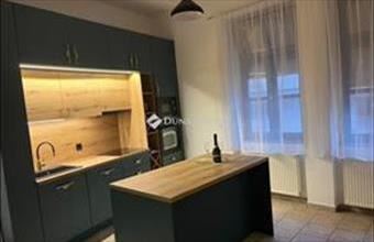 Eladó Székesfehérvári tégla lakás hirdetés (74844357)