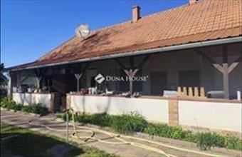 Eladó Ócsai családi ház hirdetés (94594247)