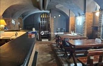 Kiadó Budapest VII. kerületi üzlethelyiség udvarban hirdetés (34751965)