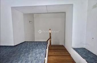 Eladó Budapest VI. kerületi üzlethelyiség utcafronton hirdetés (58397733)