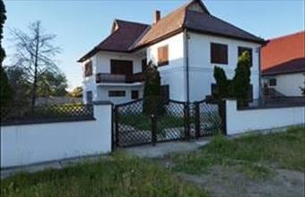Eladó Kerekharaszti családi ház hirdetés (54724228)