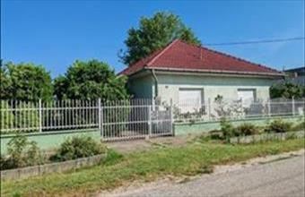 Eladó Nyáregyházai családi ház hirdetés (58676381)