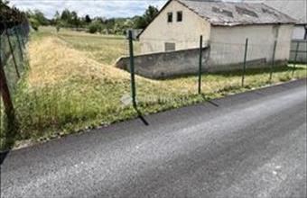 Eladó Magyaralmási lakóövezeti telek hirdetés (34734143)