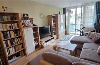 Eladó Budapest II. kerületi csúsztatott zsalus lakás hirdetés (92375619)