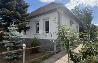 Eladó Üllői családi ház hirdetés (94799674)