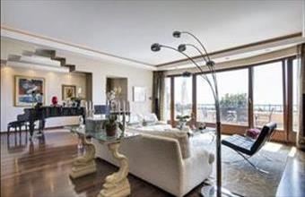 Eladó Budapest II. kerületi családi ház hirdetés (71783367)
