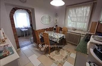 Eladó Felgyői tanya hirdetés (94946745)