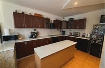 Eladó Budapest XV. kerületi családi ház hirdetés (57983487)