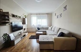 Eladó Szegedi panel lakás hirdetés (95237334)