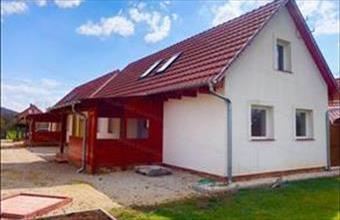 Kiadó Kővágóörsi ikerház hirdetés (33766749)